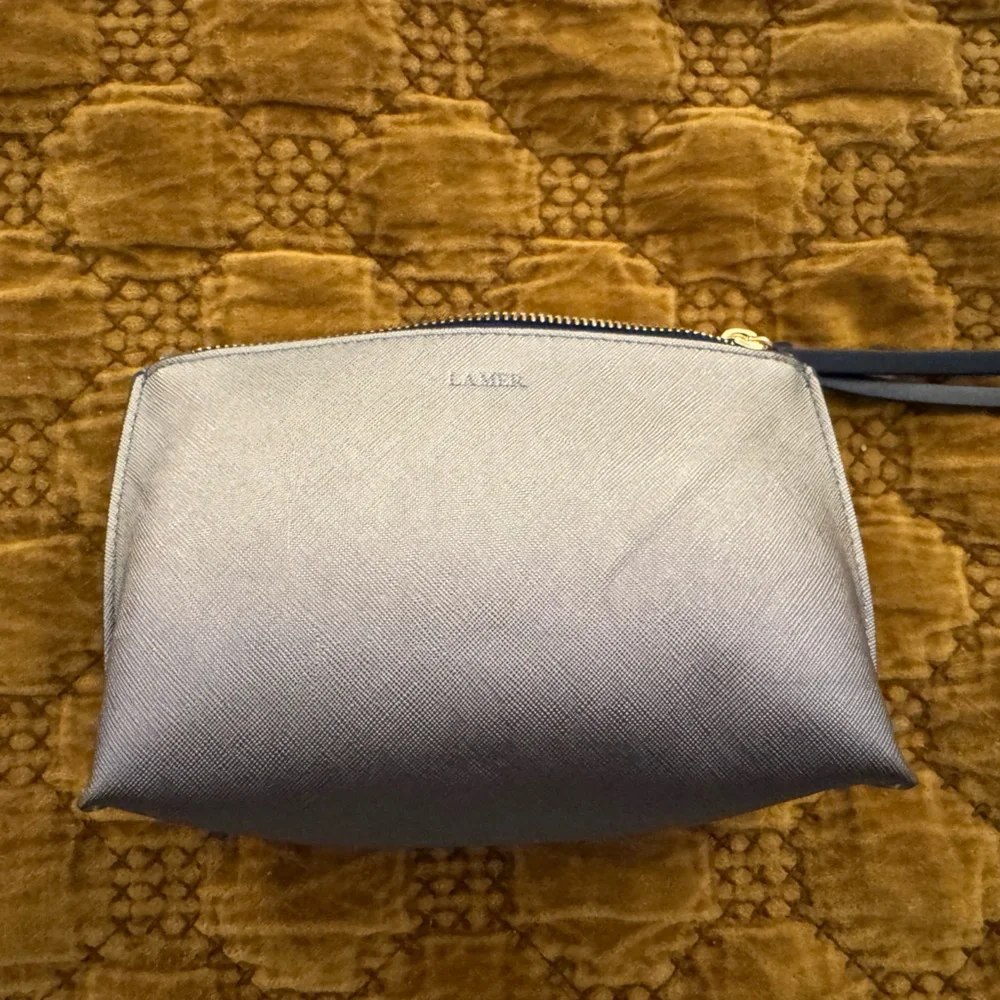 La Mer Cosmetic Bag ✨